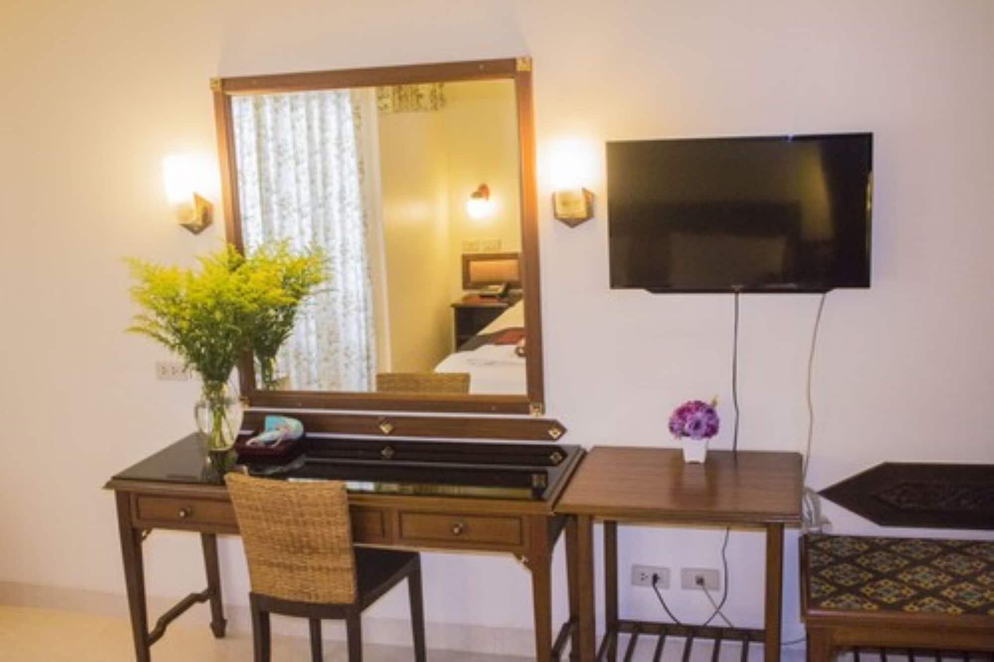 People Place Boutique In Town Hotel - Sha Extra Plus Čiang Mai Exteriér fotografie
